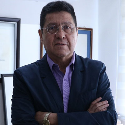 Dr. Javier Hurtado